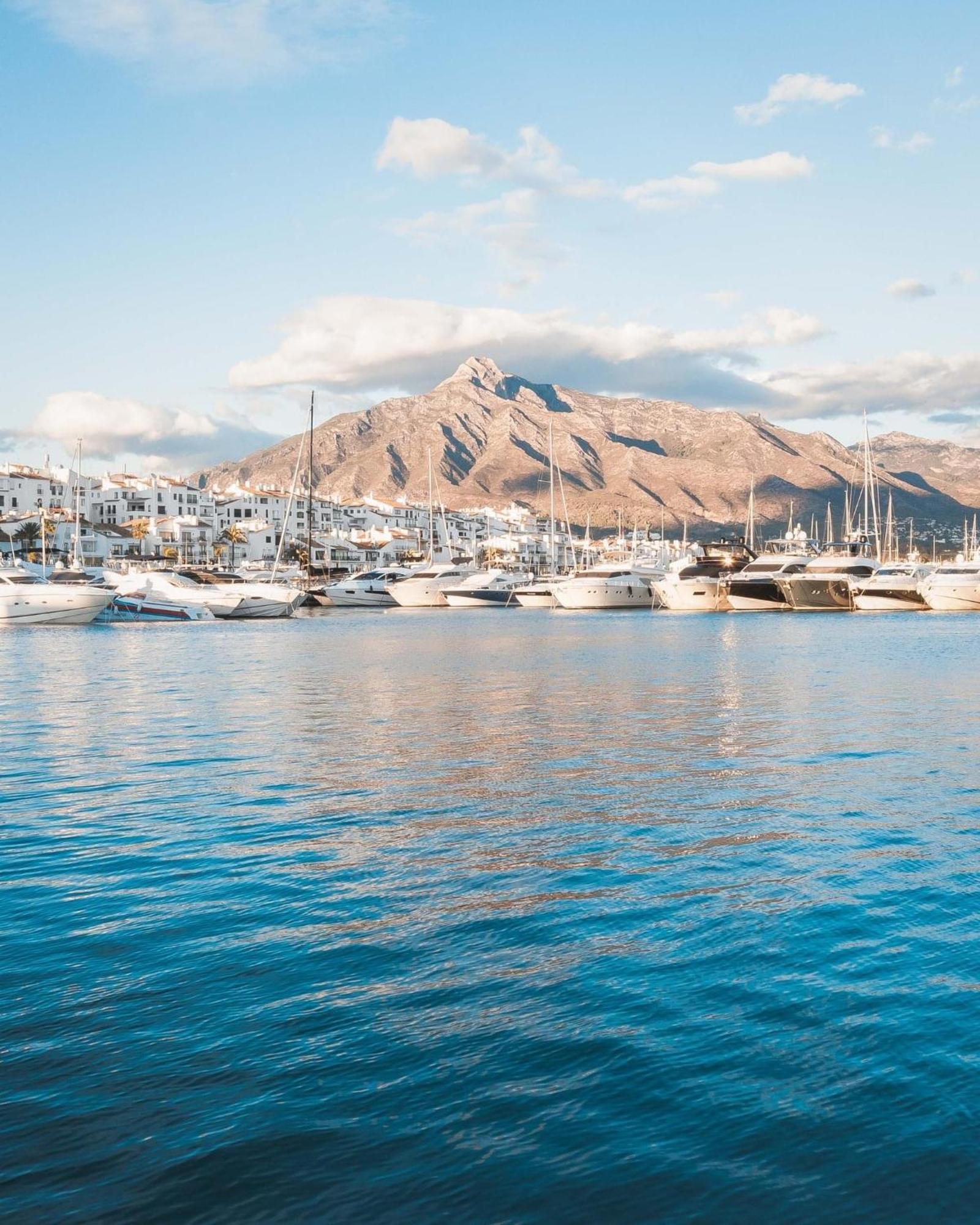 Puerto Banus Crystal Suite Marbella Exterior photo